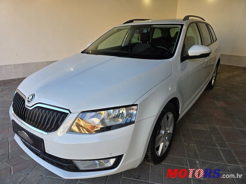 2015' Skoda Octavia Combi photo #3