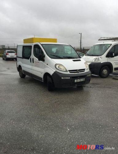 2004' Opel Vivaro Lwb 1,9 Dti 2,9 T photo #1