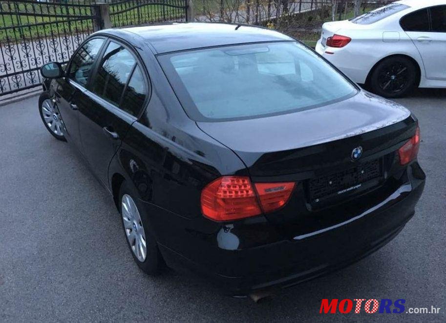 2009' BMW Serija 3 316D photo #1