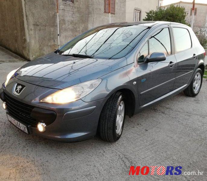 2007' Peugeot 307 1,6 16V Hdi photo #2