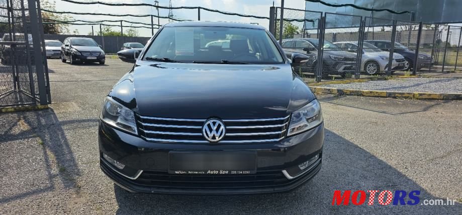 2014' Volkswagen Passat 1,6 Tdi Bmt photo #3