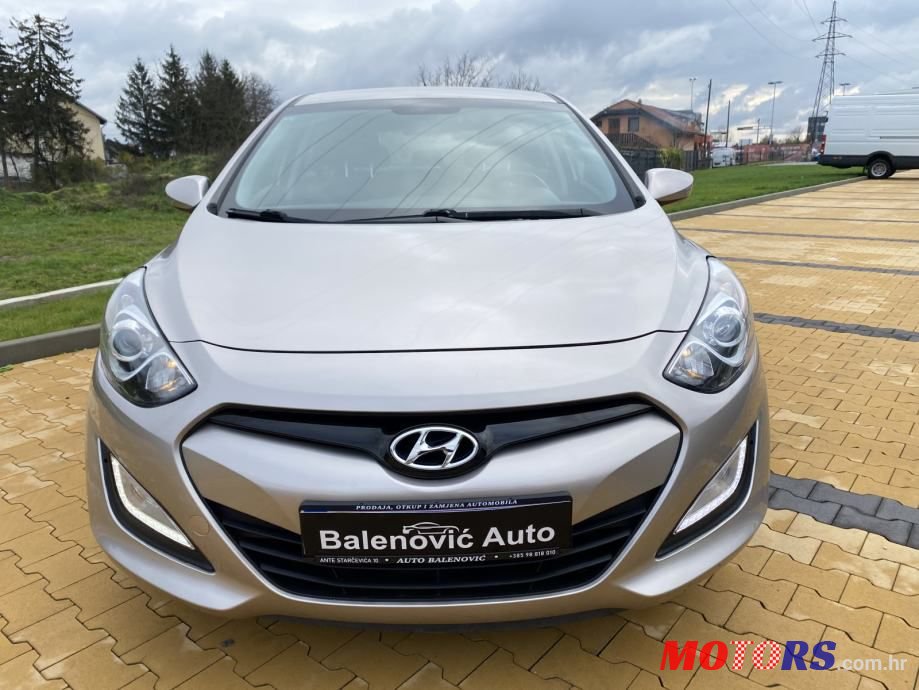 2016' Hyundai i30 photo #6