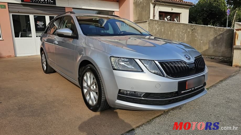 2019' Skoda Octavia Combi photo #2