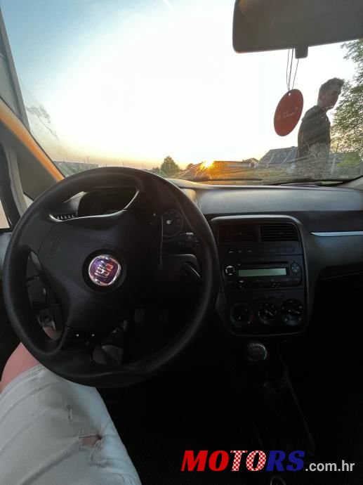 2008' Fiat Grande Punto 1,4 photo #3
