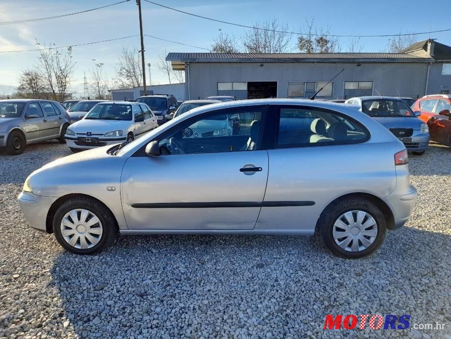 2003' SEAT Ibiza 1,4 16V photo #3