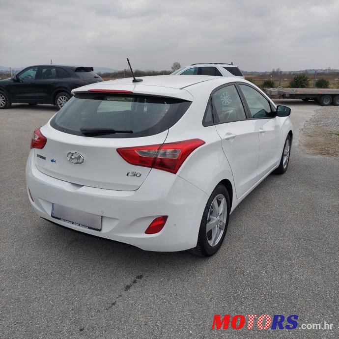 2015' Hyundai i30 1,6 Crdi photo #6