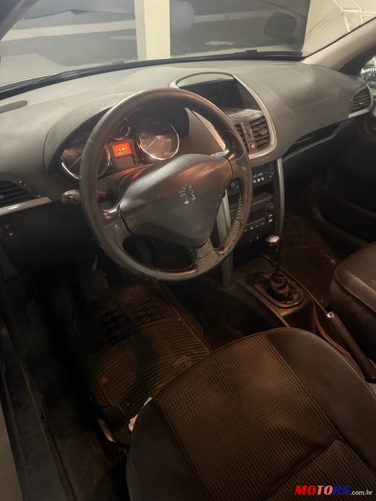 2007' Peugeot 207 1.5 photo #2