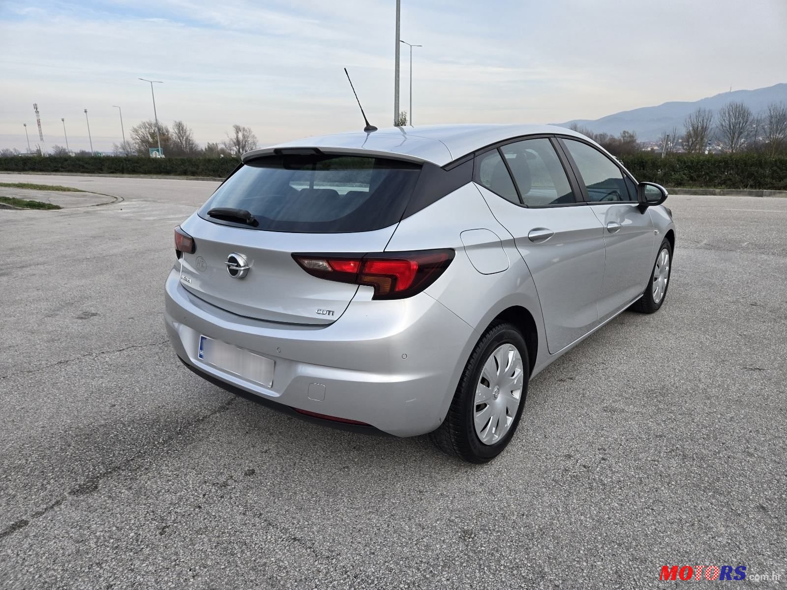 2017' Opel Astra 1.6 Cdti photo #6