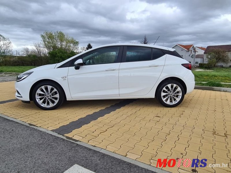 2019' Opel Astra 1,6 photo #4