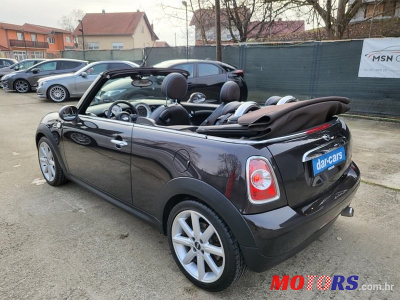 2014' MINI Cabrio Cooper D photo #1