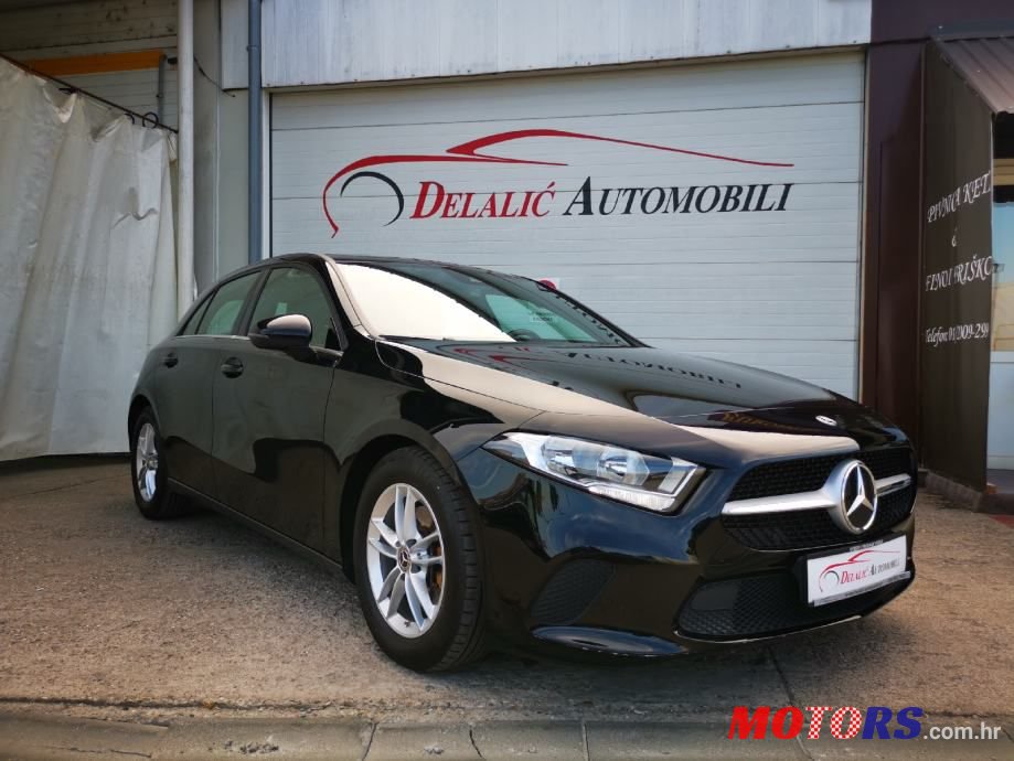 2020' Mercedes-Benz A-Klasa 160 D photo #2