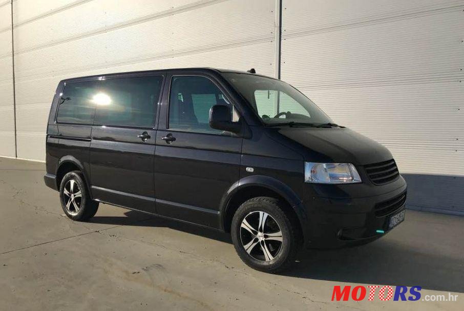 2005' Volkswagen Caravelle 2,5 Tdi Dmr photo #1