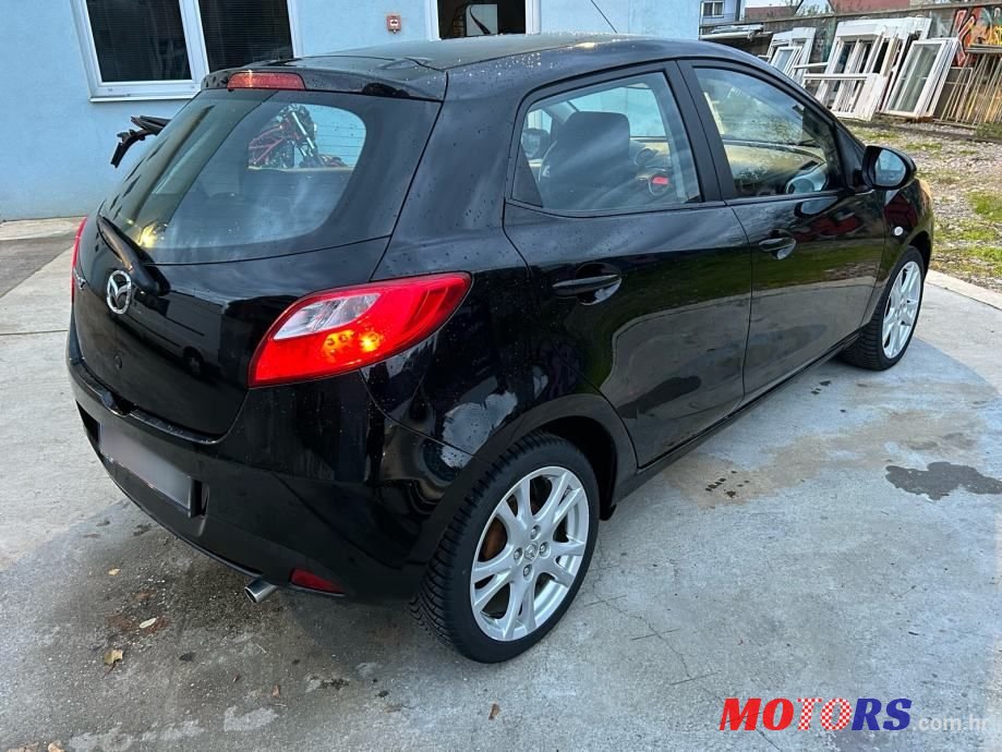 2009' Mazda 2 1,3 I Ce Pro photo #2