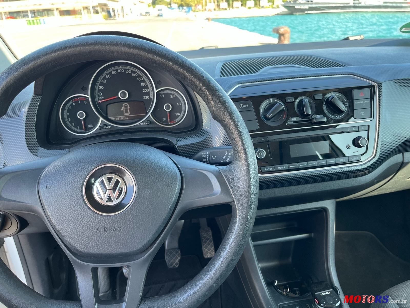 2017' Volkswagen Up! 1,0 photo #5