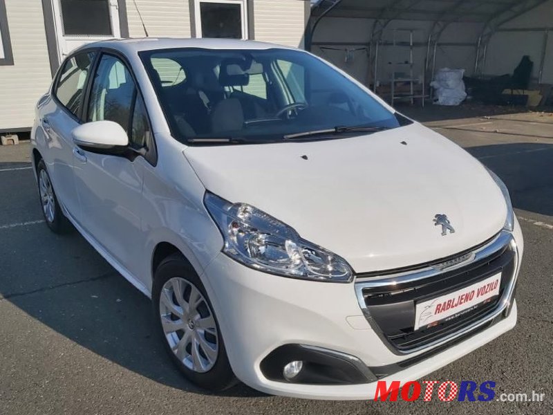 2017' Peugeot 208 1,6 Bluehdi photo #2