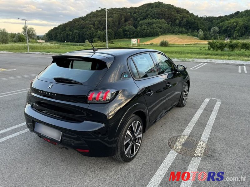 2020' Peugeot 208 E-208 photo #6