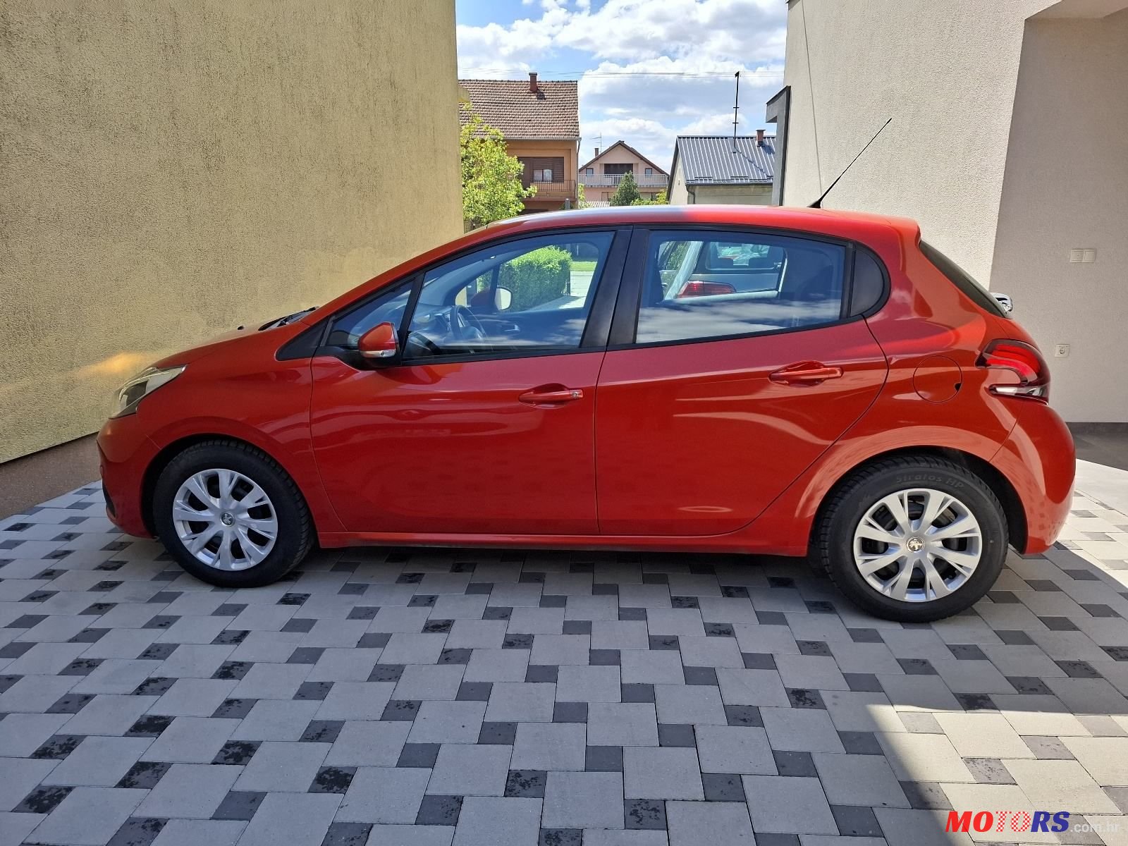 2016' Peugeot 208 1,2 Puretech photo #5