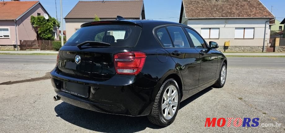 2014' BMW Serija 1 116D photo #5