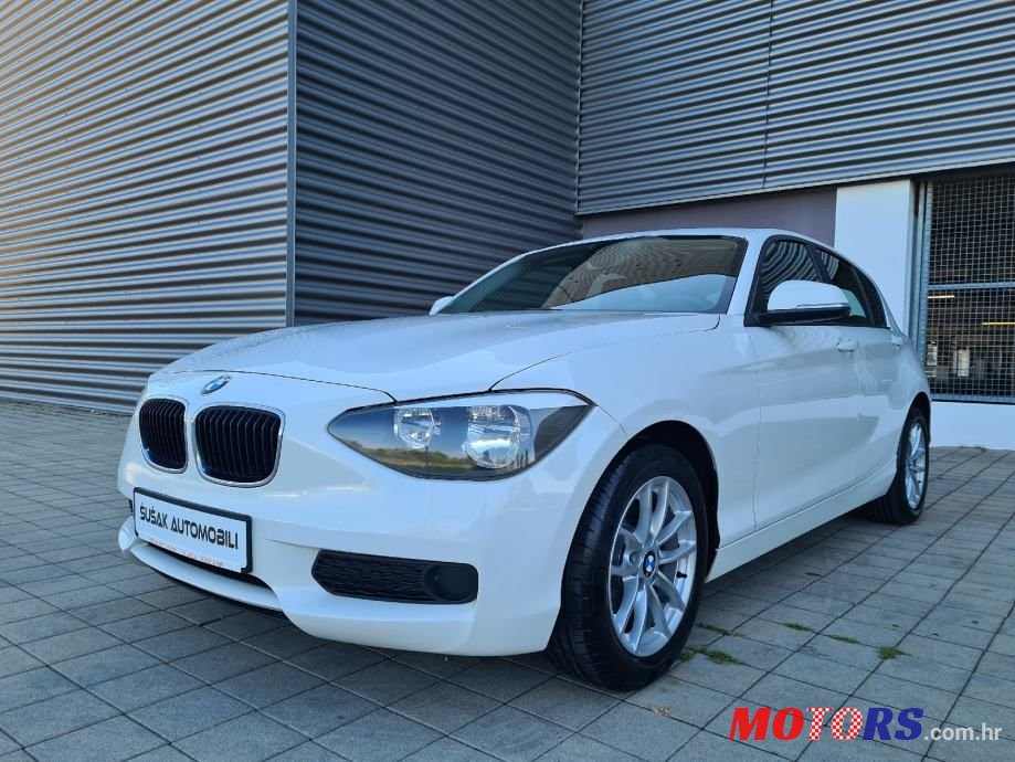2013' BMW Serija 1 118D photo #1