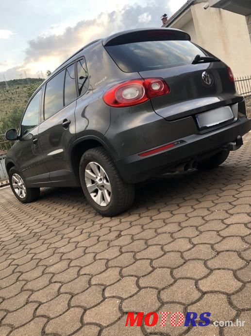2011' Volkswagen Tiguan 2,0 Tdi photo #5
