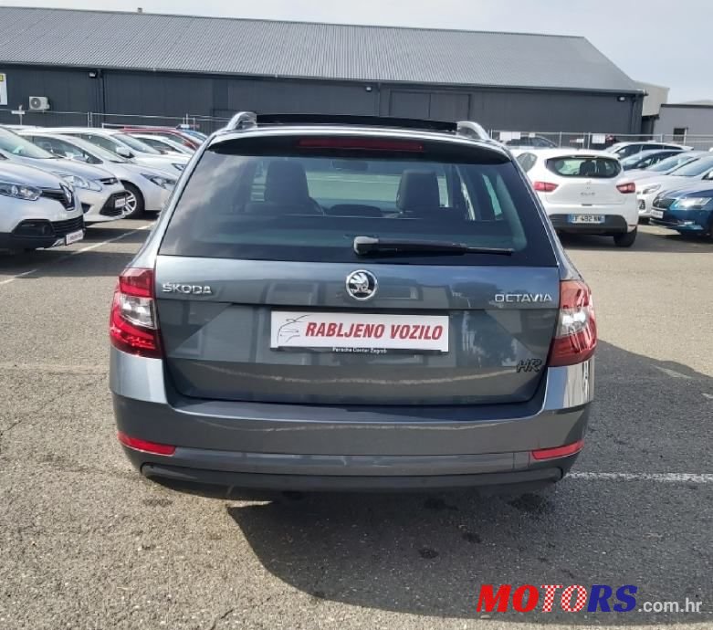 2018' Skoda Octavia Combi photo #5