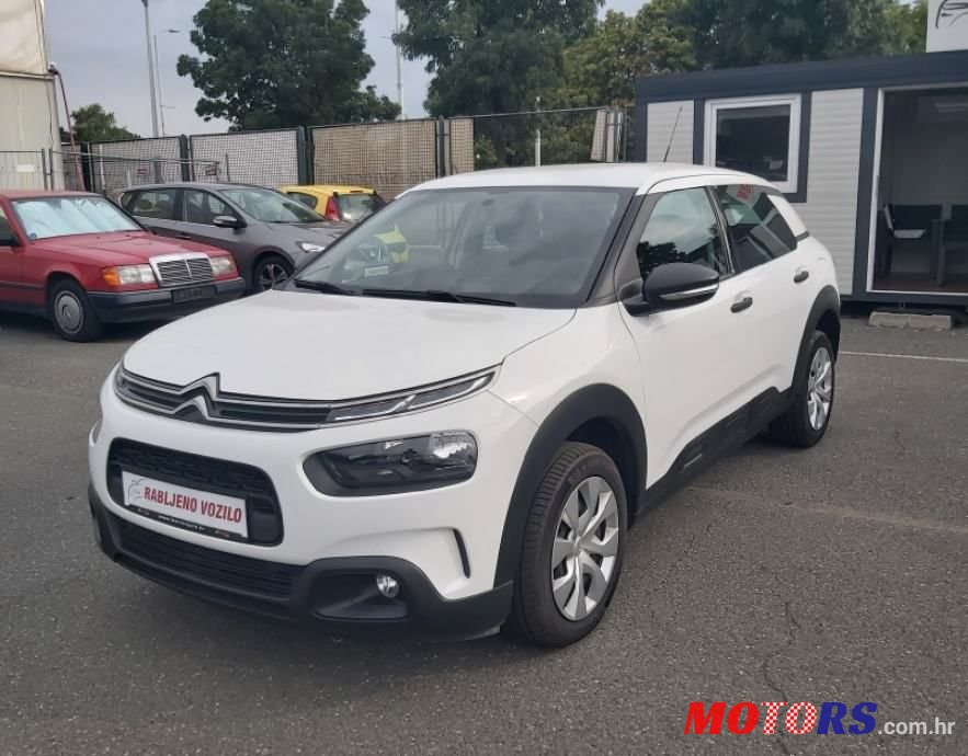 2018' Citroen C4 Cactus photo #2