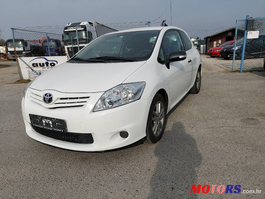 2012' Toyota Auris 1,4 D-4D photo #1