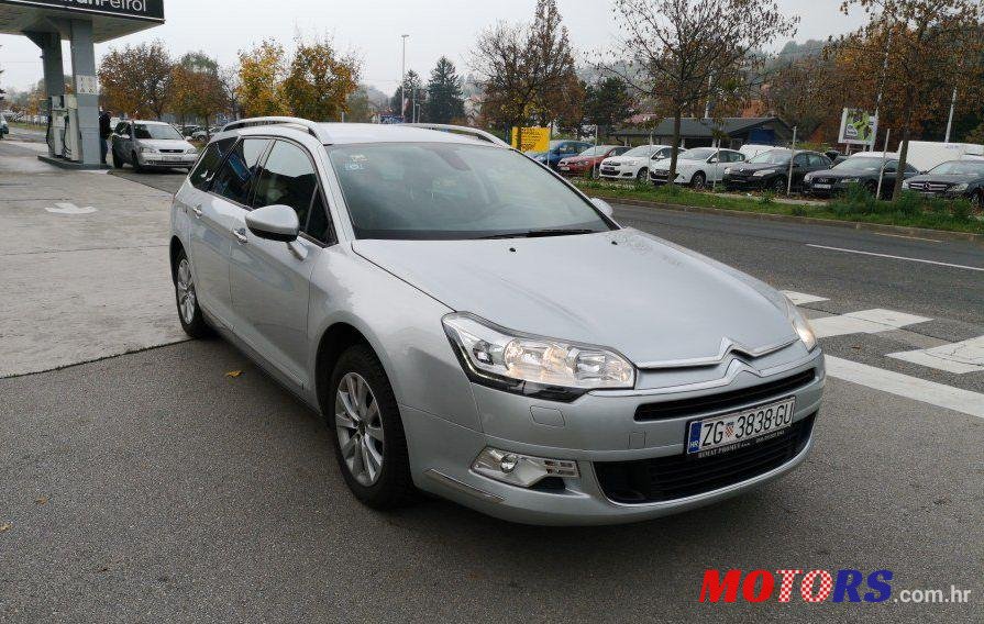 2013' Citroen C5 Break photo #1