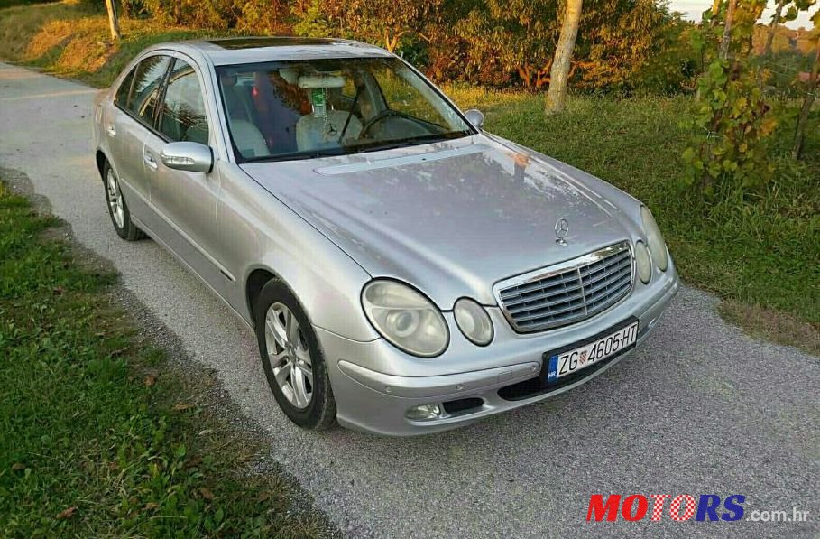 2003' Mercedes-Benz E-Klasa 220 Cdi Classic photo #1