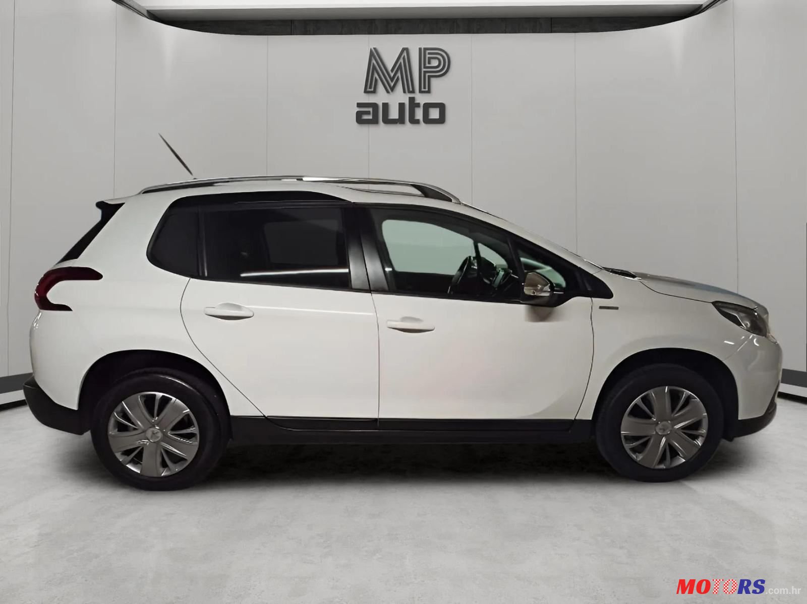 2018' Peugeot 2008 1,2 photo #6