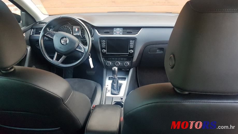 2013' Skoda Octavia 2,0 Tdi photo #5