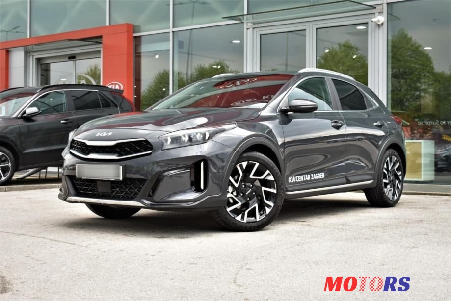 2023' Kia XCeed photo #1