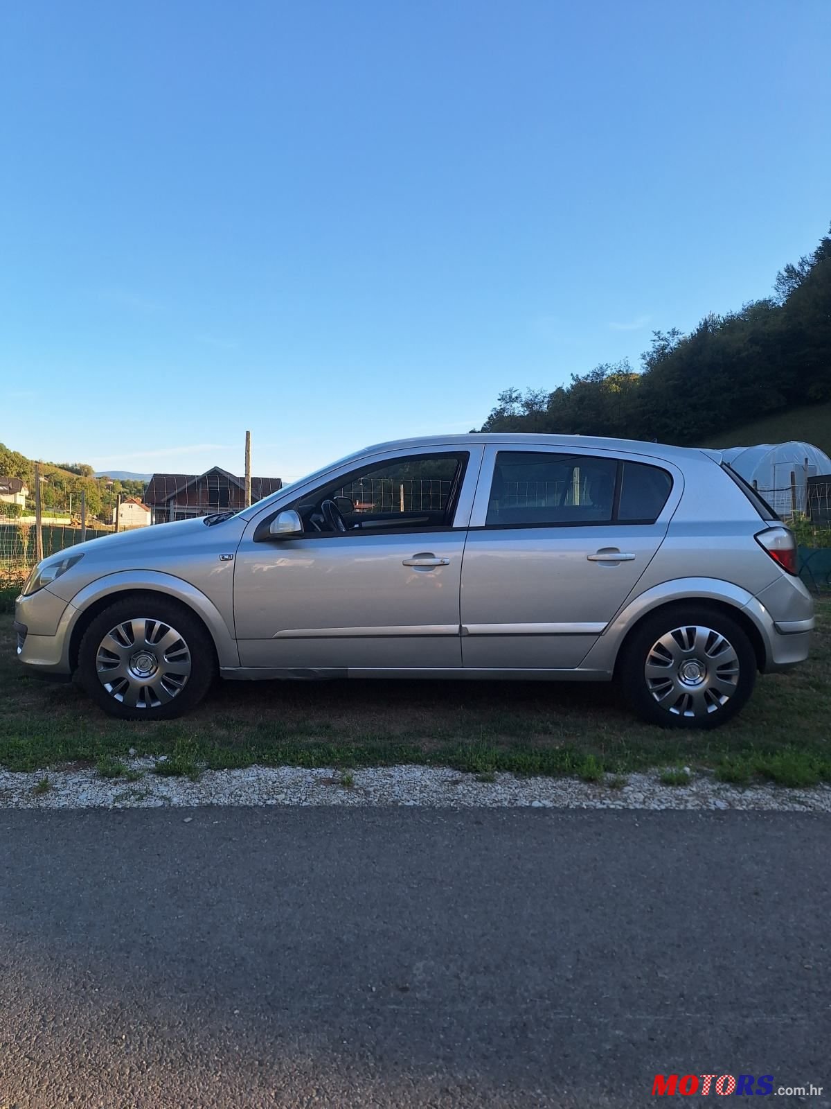 2006' Opel Astra 1,7 Cdti photo #1