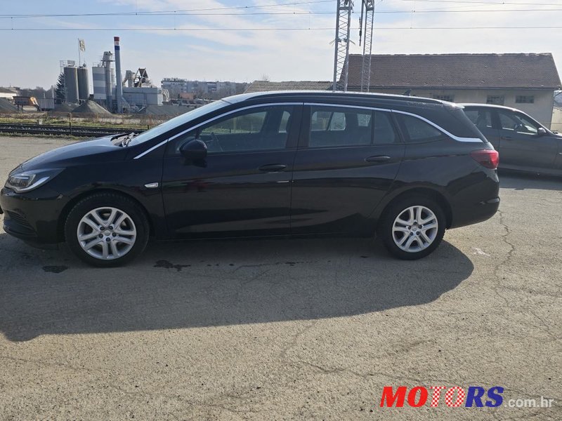 2019' Opel Astra Karavan photo #2