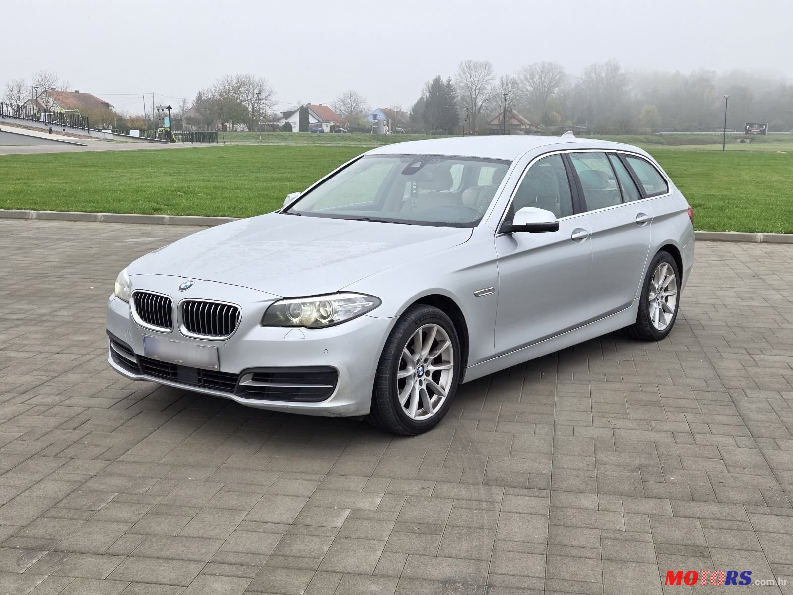 2014' BMW Serija 5 520D photo #1