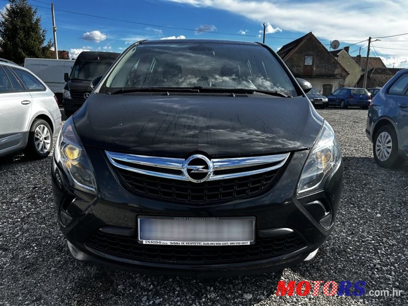 2016' Opel Zafira 1.6 Cdti photo #1