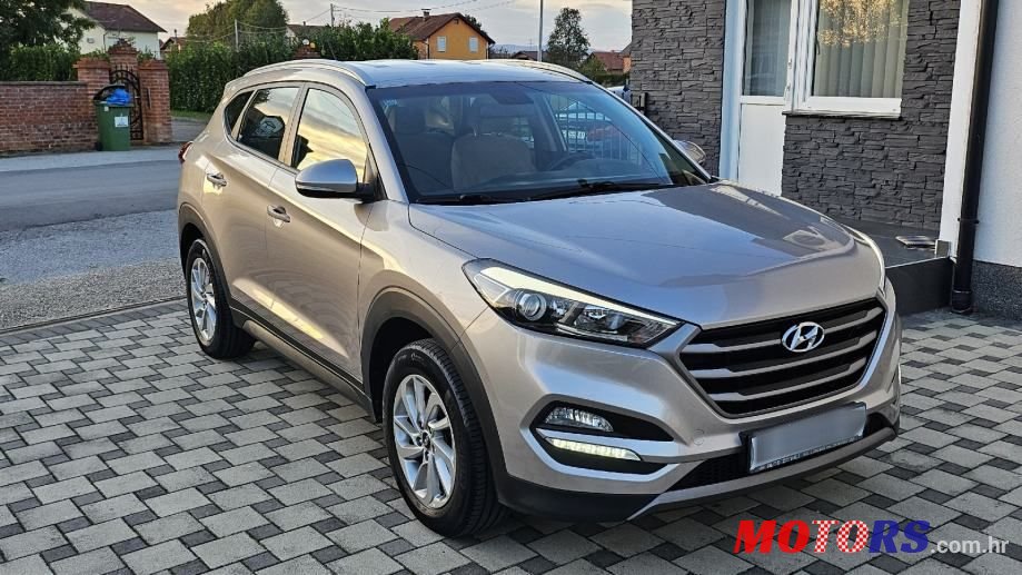 2016' Hyundai Tucson 1.7 Crdi photo #6