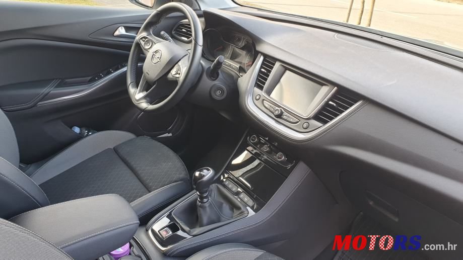 2018' Opel Grandland 1.6 Cdti photo #4