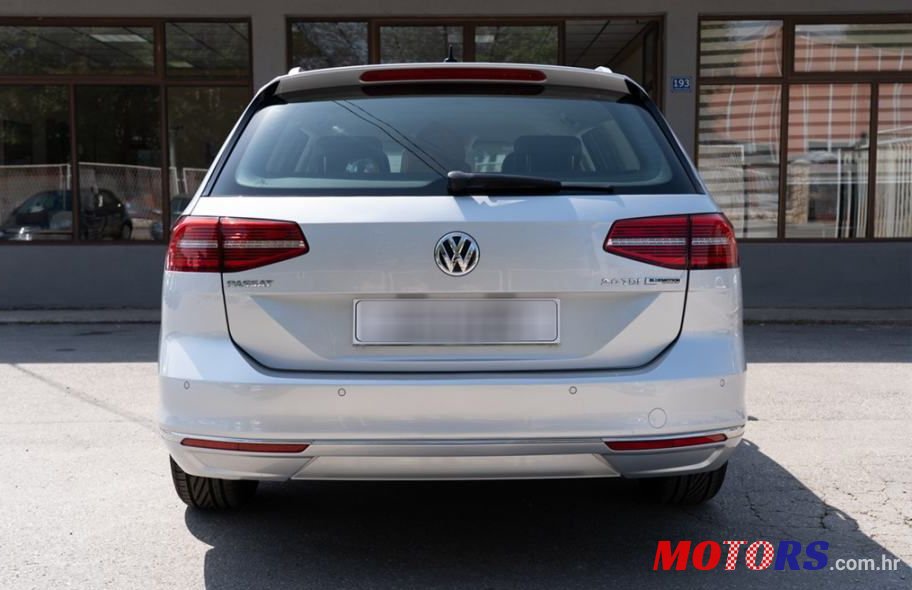 2016' Volkswagen Passat 2,0 Tdi Bmt photo #5