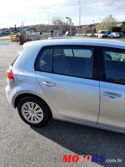2011' Volkswagen Golf 6 1,6 Tdi photo #4