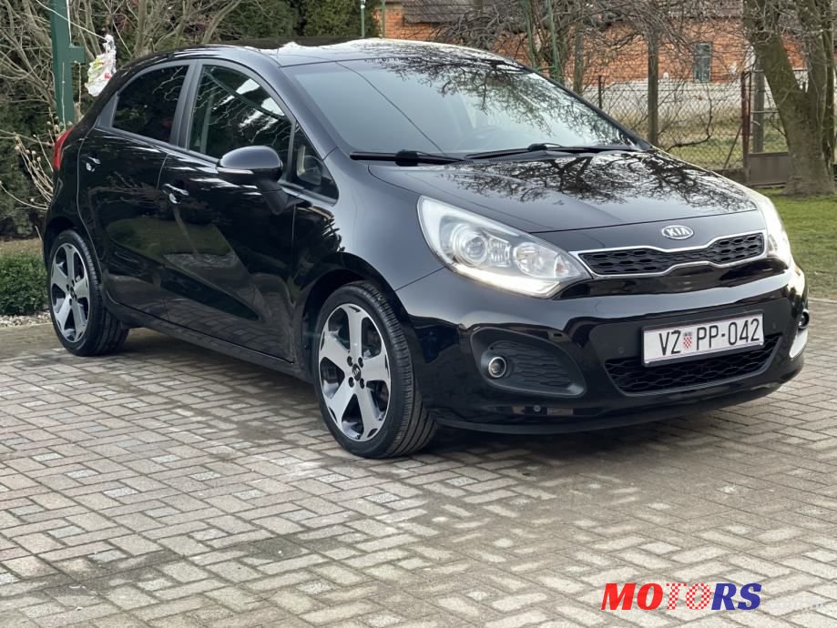 2013' Kia Rio 1,4 Crdi Ex photo #3