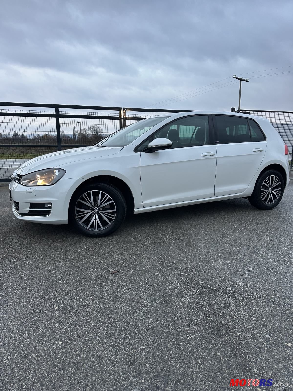 2016' Volkswagen Golf VII photo #2