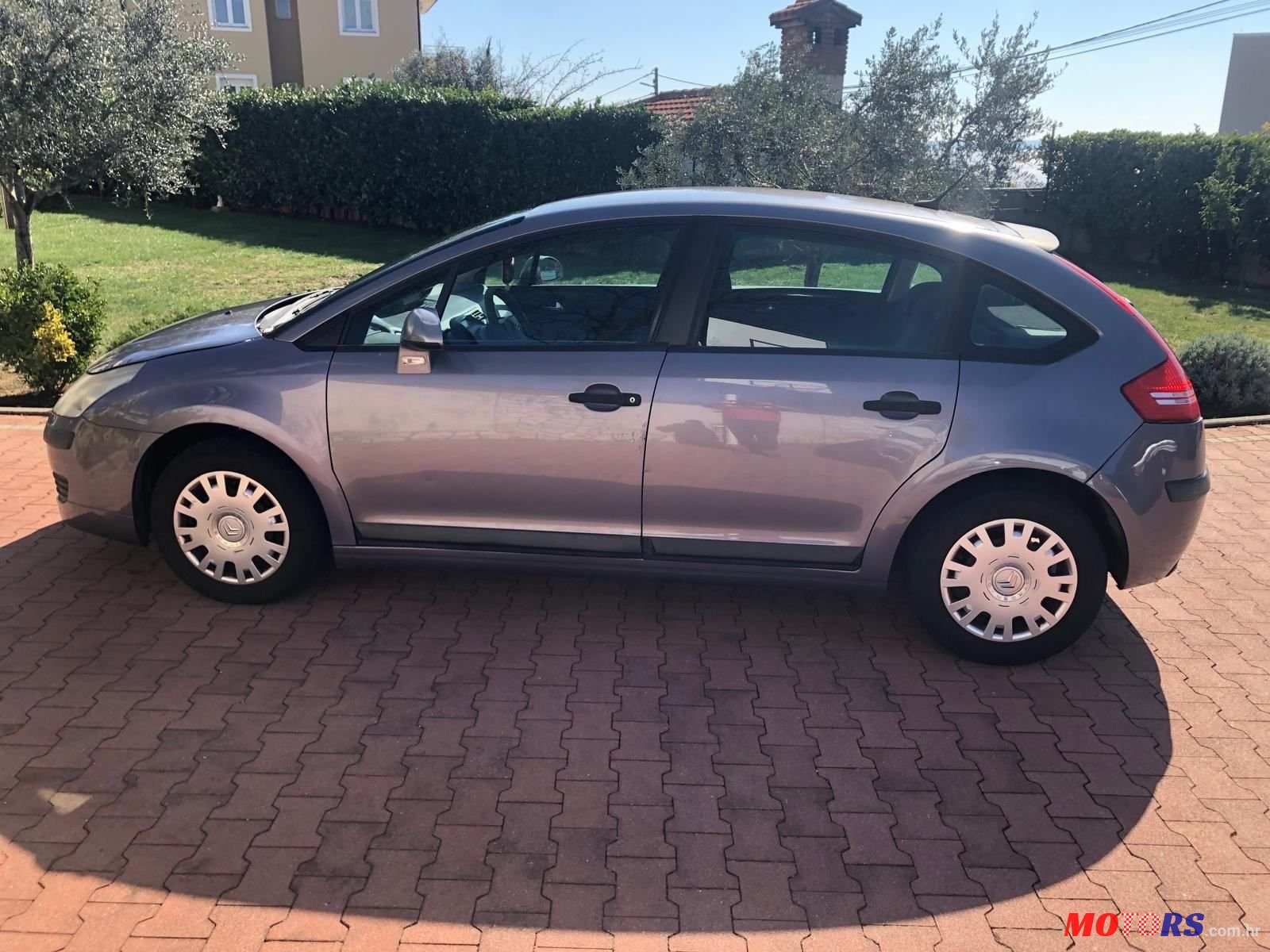 2005' Citroen C4 1,4 I 16V X photo #1