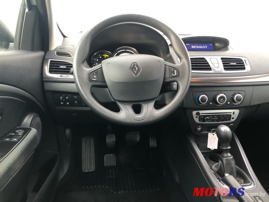 2015' Renault Megane Dci 95 photo #4
