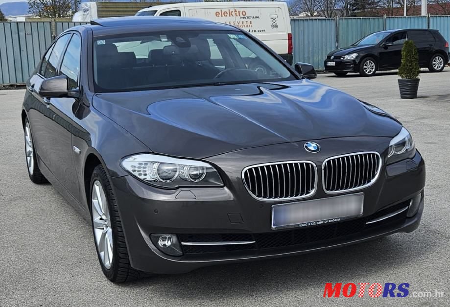 2013' BMW Serija 5 525D photo #3