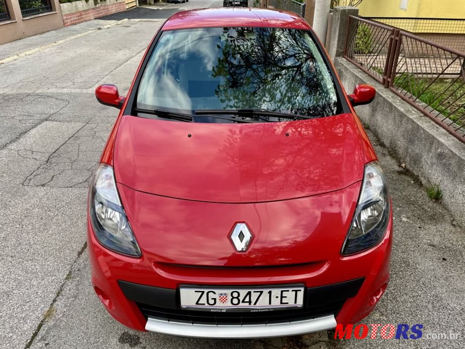 2012' Renault Clio 1,5 Dci photo #2