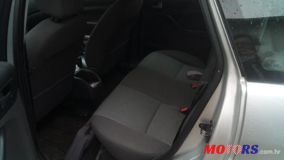 2007' Ford Focus Karavan photo #6