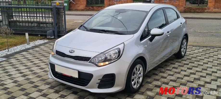 2015' Kia Rio photo #1