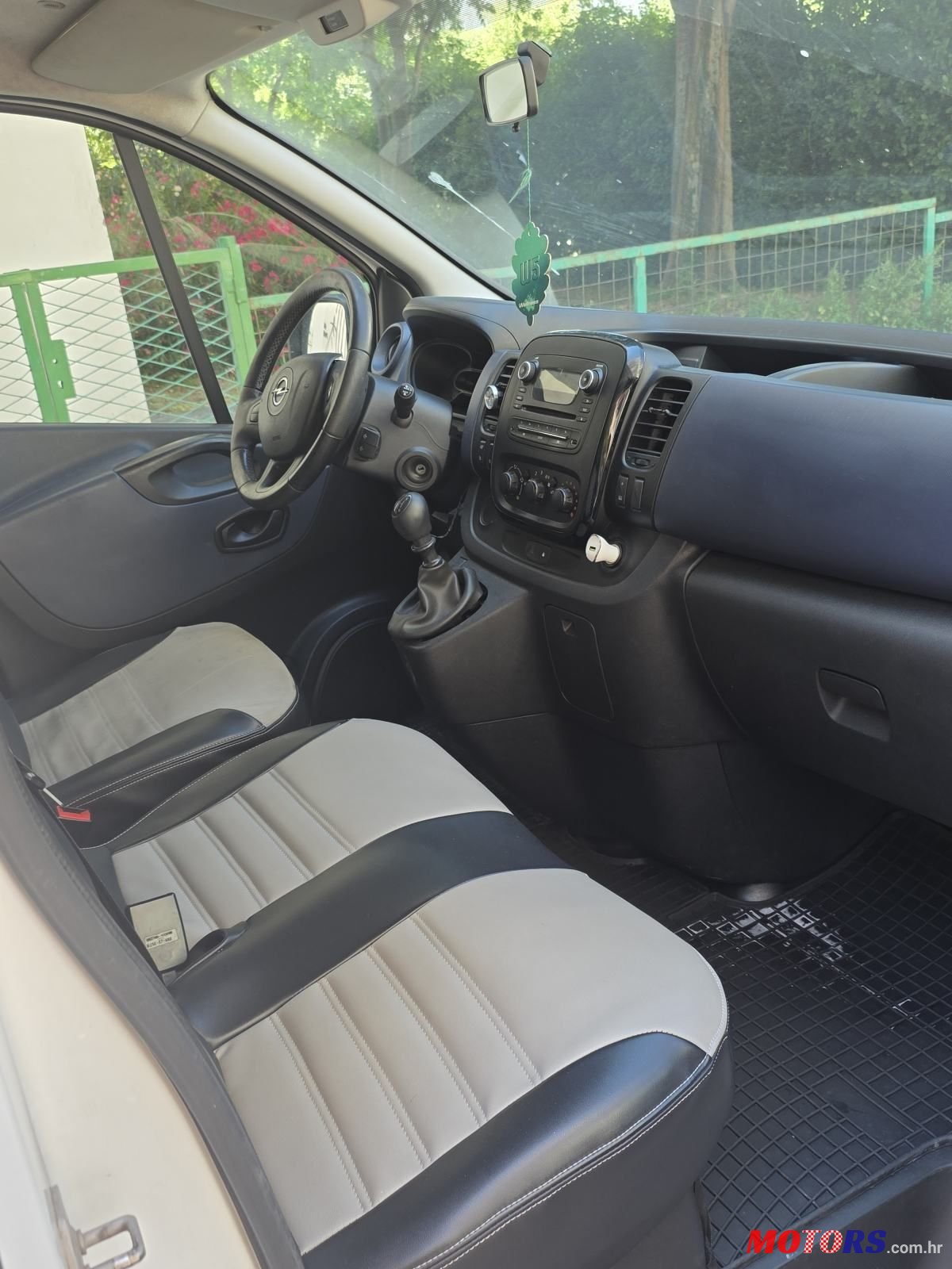 2016' Opel Vivaro L2H1 1,6 photo #5
