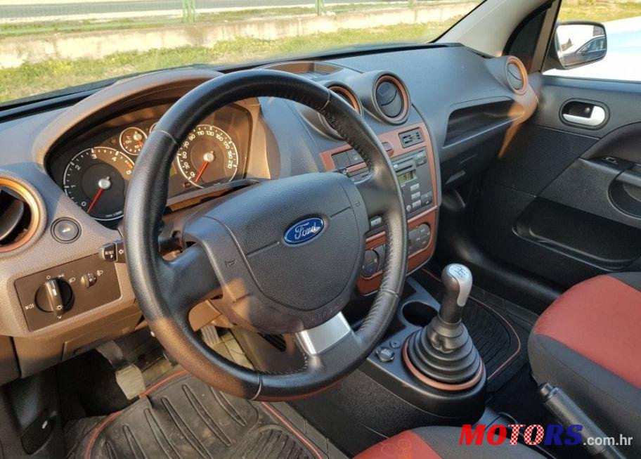 2008' Ford Fiesta 1,4 photo #2